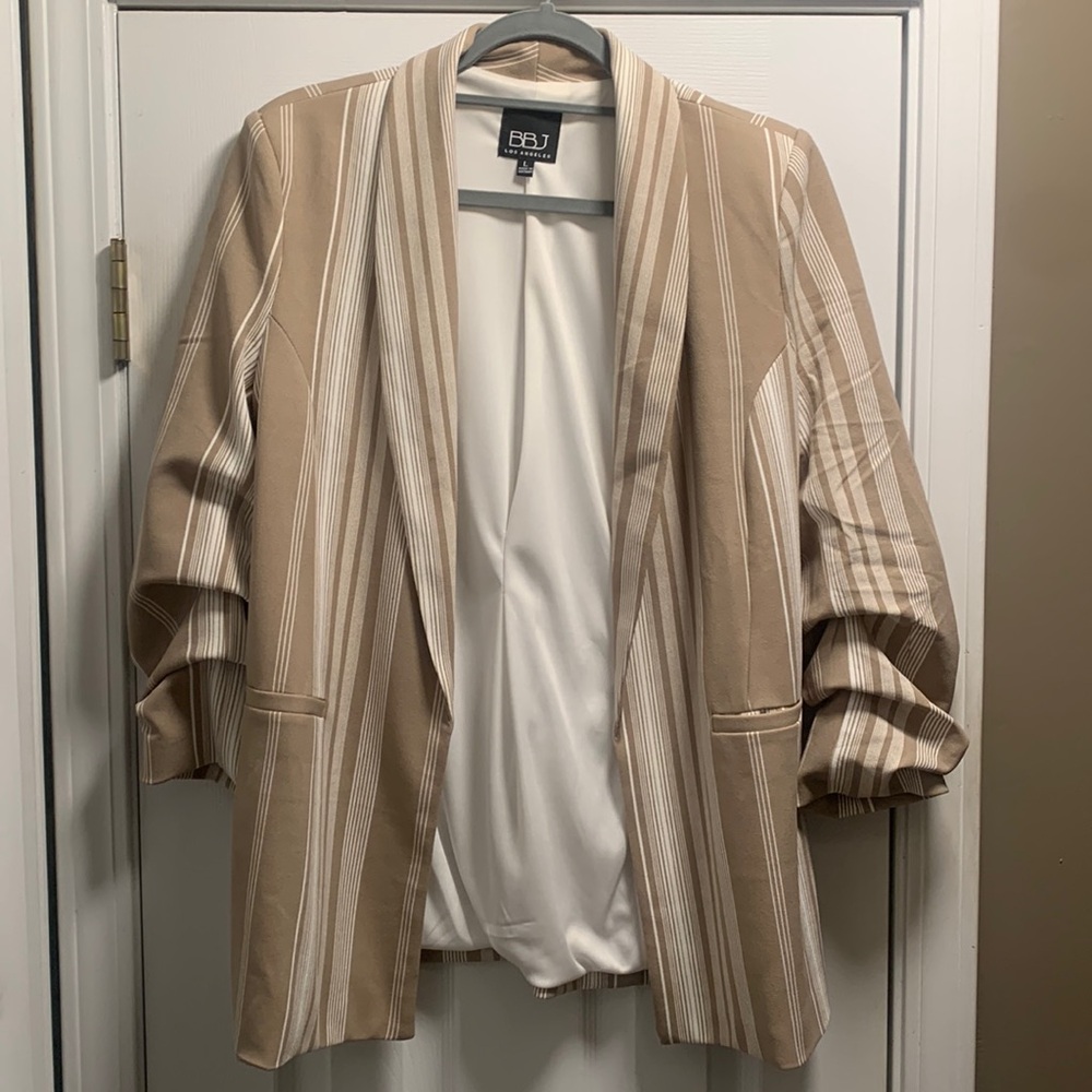 3/4 sleeve blazer